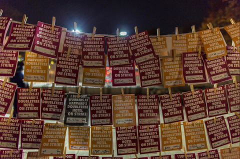 Harvard DoubleTree workers rally signs 11_20_14